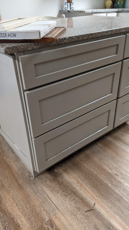 Classic Gray Shaker 3 Drawer Base Cabinet 30 Inch
